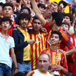 Rakip Takımı Alkışlarım