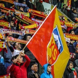 Stada Gider Maçı İzlerim