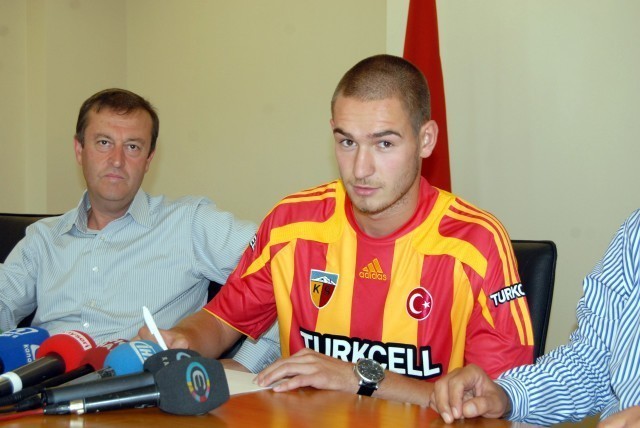 Ömer Şişmanoğlu - Kayserispor - Forvet