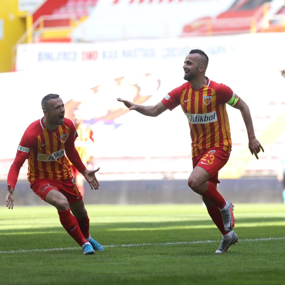 Kayserispor 1-1 Göztepe 👉  Zoran Kvrzic -İlhan Parlak