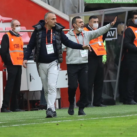 Kayserispor Başkanı Berna Gözbaşı 