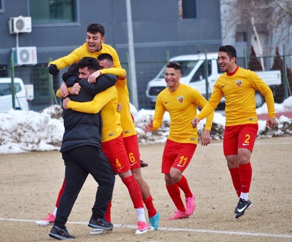 Kayserispor Altyapı Takımı Fotoları