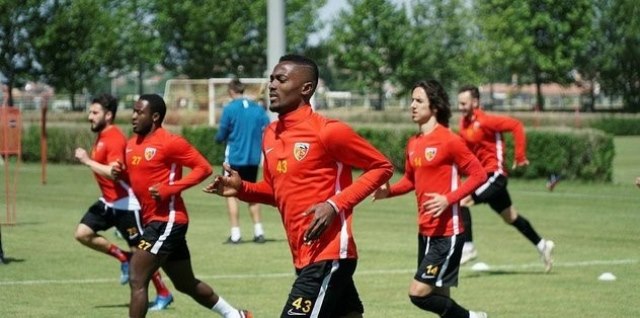 Kayserispor'da Fenerbahçe Hazırlıkları devam ediyor.
