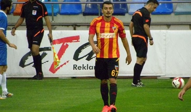 Mehmet Eren Boyraz Sözleşmesini Uzattı.