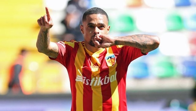 Lokomotif Sofya Kayserispor'dan Welliton'a Talip