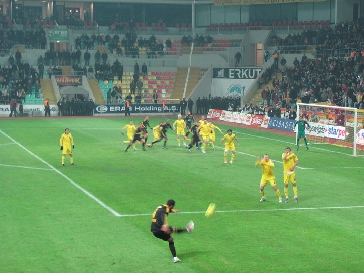 Handikaplı Taktisyen Shota