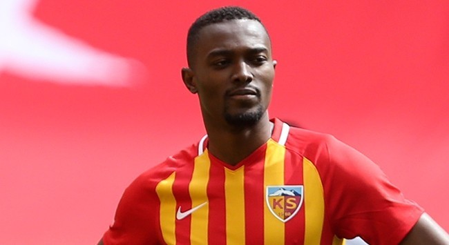 Kayserispor; Mensah'ı Satın Alacakmısınız?-Beşiktaş Hayır.
