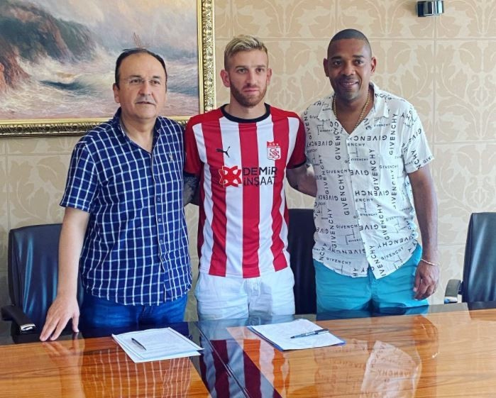 Pedro Henrique Sivasspor'a Resmi İmzayı Attı.