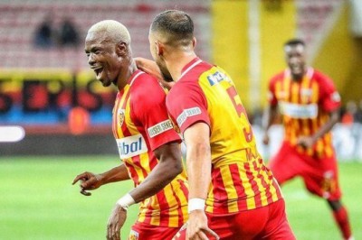 Kayserispor'un Gollerini 6 Futbolcu Paylaştı.