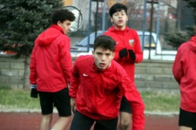 Kayserispor'lu Muhammed Eren Arıkan'lı U17 Milli Takımı, Malta karşısında