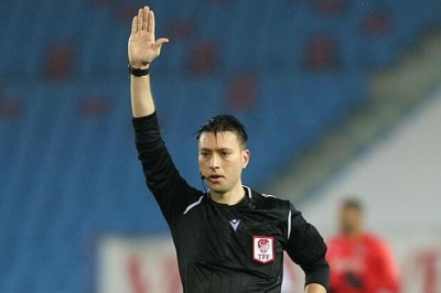 Kayserispor-Göztepe Maçını Zorbay Küçük Yönetecek.