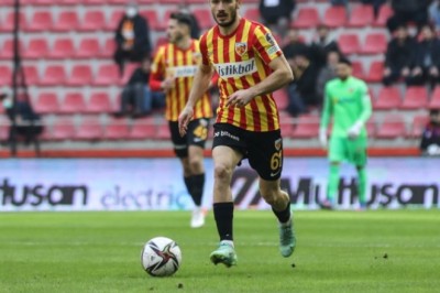 2021-2022 Süper Lig: Kayserispor 2-1 Giresunspor Maçı Foto Galerisi
