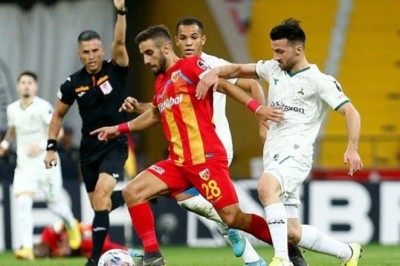 Kayserispor PFDK'dan 2022-2023 Sezonunda Hangi Maçlarda Ne kadar Ceza Yedi.