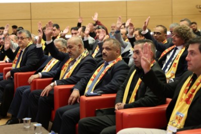 Kayserispor Tüzük için Genel Kurulunu Yaptı.