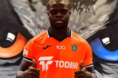 Olivier Kemen Başakşehir FK'ya 3,5 yıllık imzayı attı