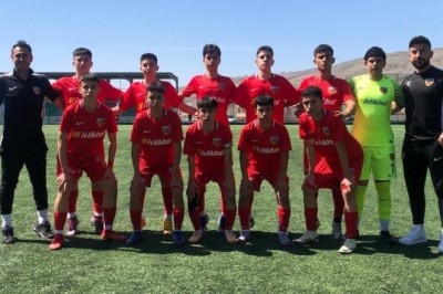 Kayserispor U15 Takımı, Şanlıurfa U15 Takımını 10-0 Mağlup Etti.