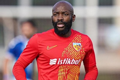 PFDK Kayserisporlu Bahoken'e 3 Maç Ceza Verdi.