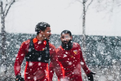 Kayserispor Gençlerbirliği maçı hazırlıklarına Kar Altında devam etti.